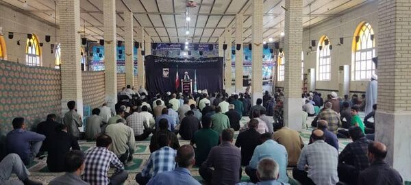 مردم حاجی‌‌‌آباد در جواب اسرائیل پای در خیابان‌ها نهادند