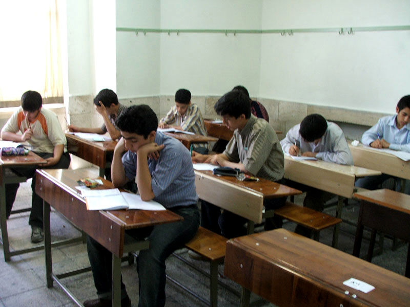  روش تدریس معلم باید بر اساس نیازها، محتوا و شرایط محیط آموزشی باشد