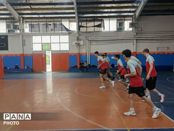 اوج هیجان در فینال والیبال طرح میدان پویا؛ درخشش نوجوانان ورزشکار منطقه ۳