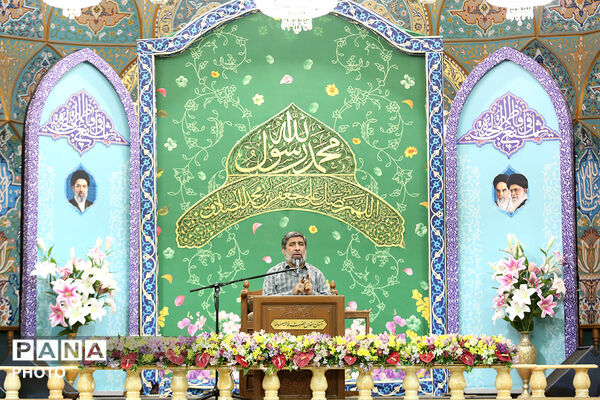 آیین بزرگداشت دولتمردان شهید در حرم مطهر بانوی کرامت