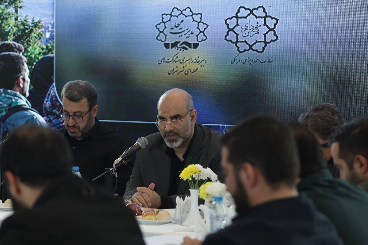  نسل چهارم مردمی‌سازی، ترکیبی از ساختارهای سنتی و شبکه‌سازی در فضای مجازی است/ مدل مردمی‌سازی ۳۶۰ درجه یعنی دیدن مردم در تمام لایه‌های مدیریتی است