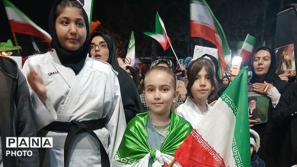 حضور پر شور مردم کوهدشت در گردهمایی وحدت و همدلی ملی درموج چهل و سوم اجتماعات 