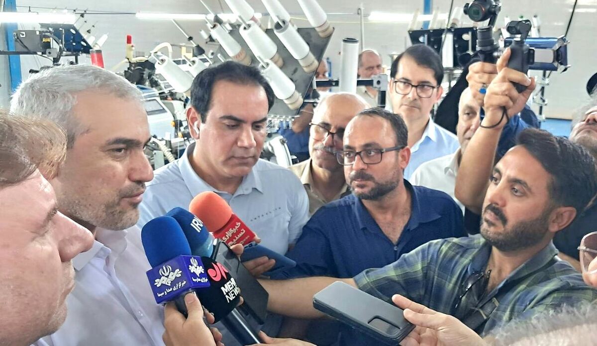 مدنی‌زاده: شبکه بانکی زنجیره تولید در منطقه آزاد بوشهر را تکمیل کند