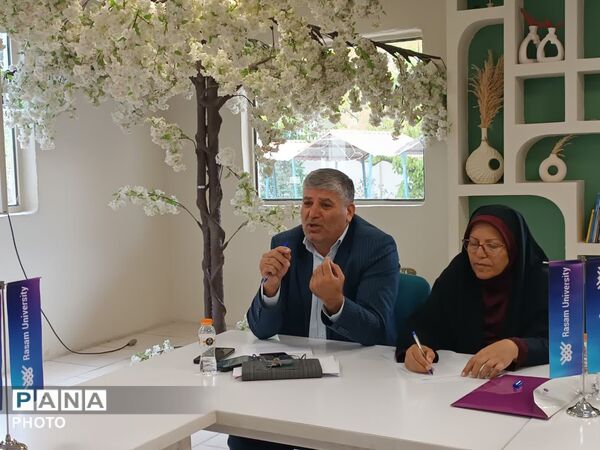 نشست خبری موسسه آموزش عالی رسام در کرج 