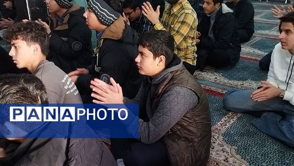 مراسم میلاد حضرت مهدی (عج) در دبیرستان شاهد ابوذر غفاری نیشابور 