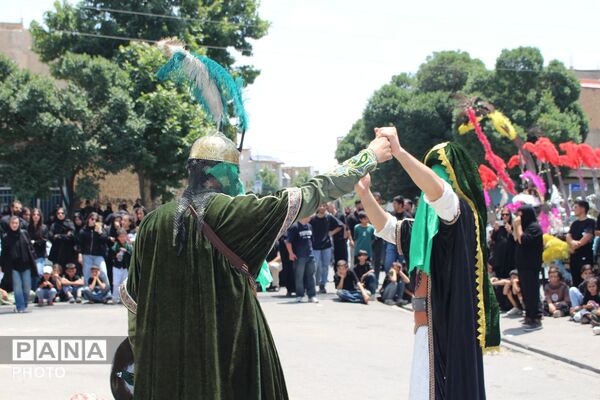 تجلی حماسه و وفاداری علمدار کربلا در اجرای عاشورایی گروه ستاره صبح