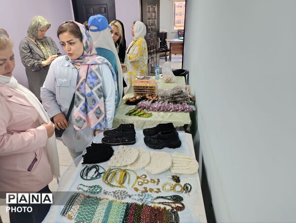 نمایشگاه صنایع دستی در فرهنگسرای شهروند 