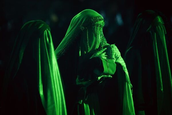 نمایش کاروان عاشقی در کرج 