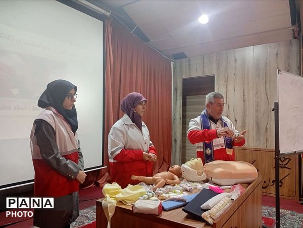 کارگاه توانمندسازی کمک‌های اولیه 