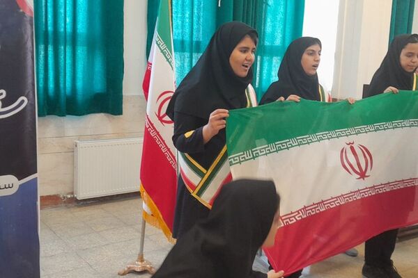 روز خاطره‌انگیز با برگزاری جشن سمپاد در دبیرستان استعدادهای درخشان فرزانگان ملارد