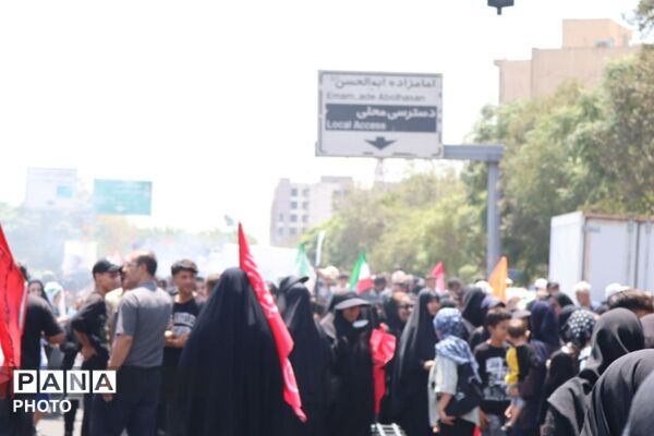 جاماندگانِ همیشه همراه؛ طنین فریاد «لبیک یا حسین» در مسیرهای عاشقی