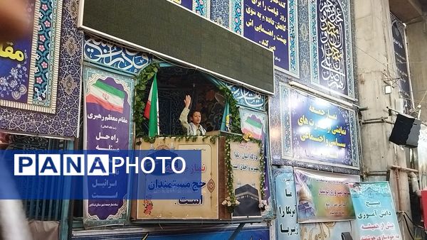 برگزاری نماز جمعه در آغاز هفته بسیج دانش آموزی با حضور دانش آموزان بسیجی نیشابور