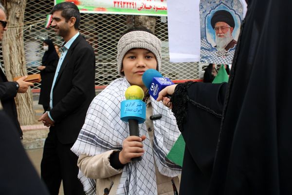 حضور پرشور مردم سملقان در راهپیمایی ۲۲ بهمن