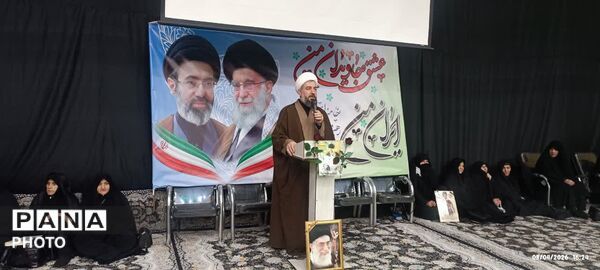 مراسم چهلمین روز شهادت رهبر انقلاب در لالجین برگزار شد