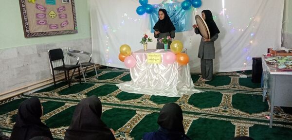 جشن ولادت امام زمان(عج) دردبیرستان حاج مهدی روحانی خلیل آباد