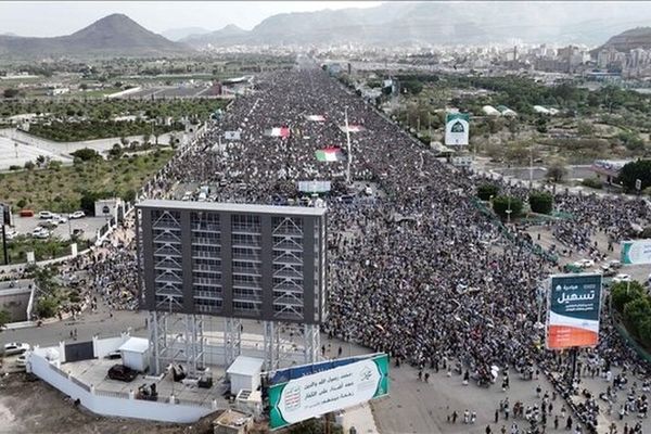 تظاهرات میلیونی در صنعا؛ محکومیت جنایات رژیم صهیونیستی و تأکید بر حمایت از غزه