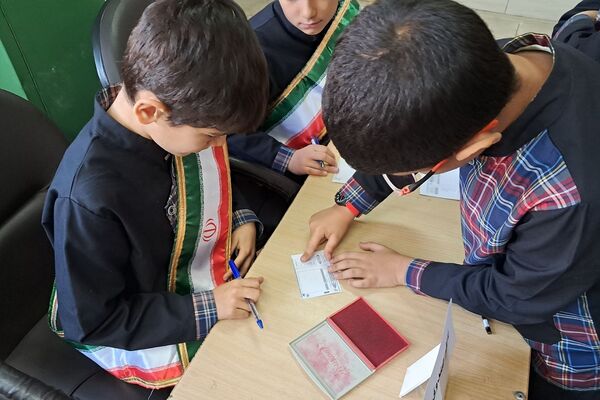 برگزاری انتخابات شورای دانش آموزی در مدارس ناحیه دو شهرری 