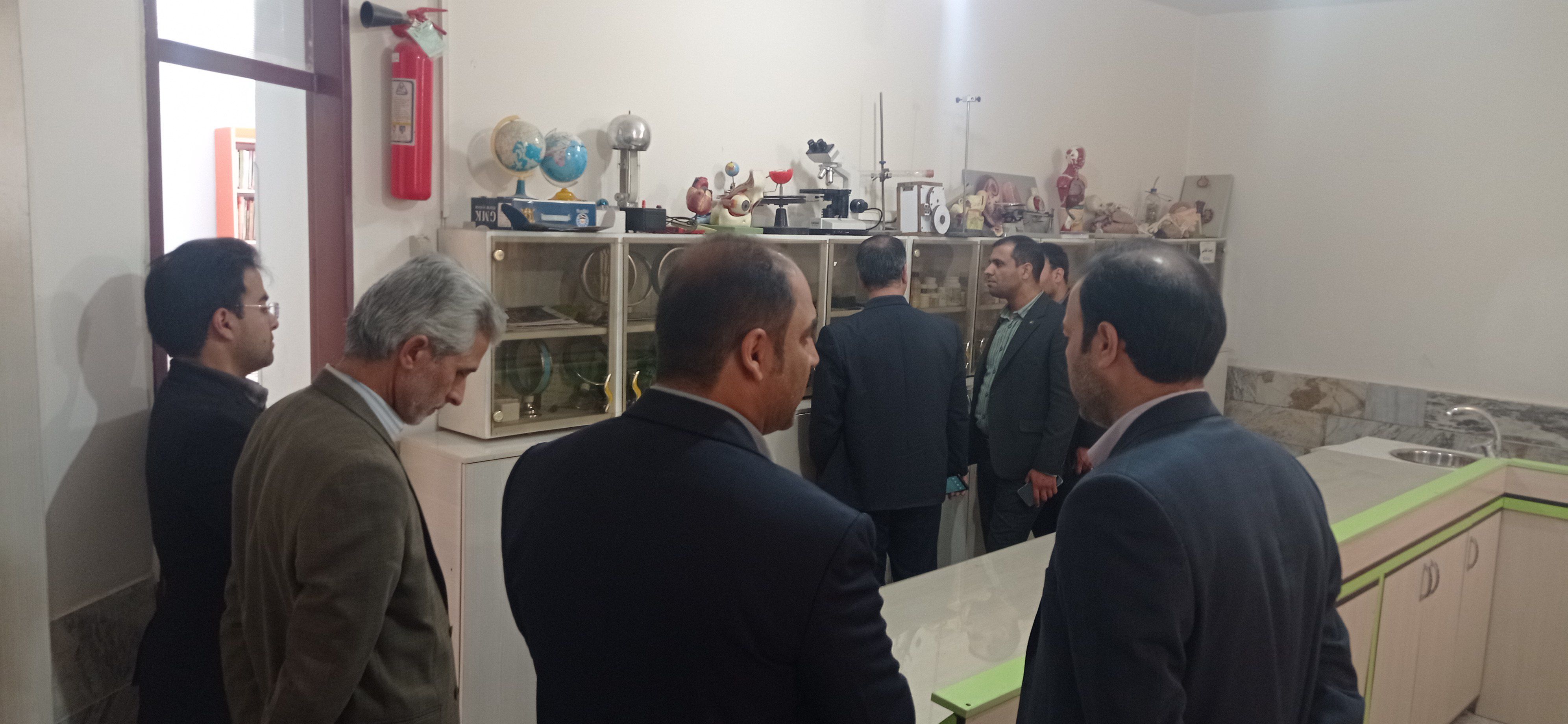 بازدید رئیس اداره استعدادهای درخشان استان خراسان رضوی از مدارس سمپاد کاشمر