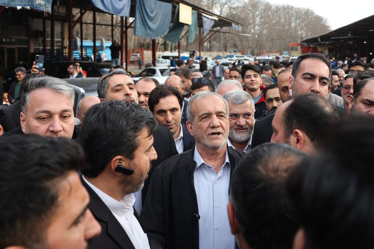 دولت چهاردهم باوجود سختی‌ها، پای کار ایستاده است/ موفقیت در گرو حمایت همگانی