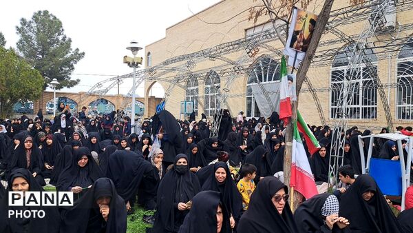 نماز جمعه در شهرستان کاشمر 