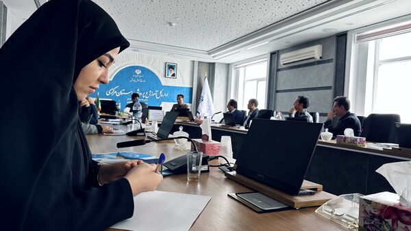 تقدیر از عوامل اجرایی جشنواره ملی طراحی و دوخت لباس دانش‌آموزی با حضور انجمن اولیا‌ و مربیان استان مرکزی