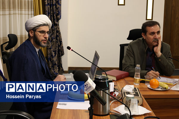 نشست اعضای شورای اندیشه‌ورز اوقات فراغت دانش‌آموزان