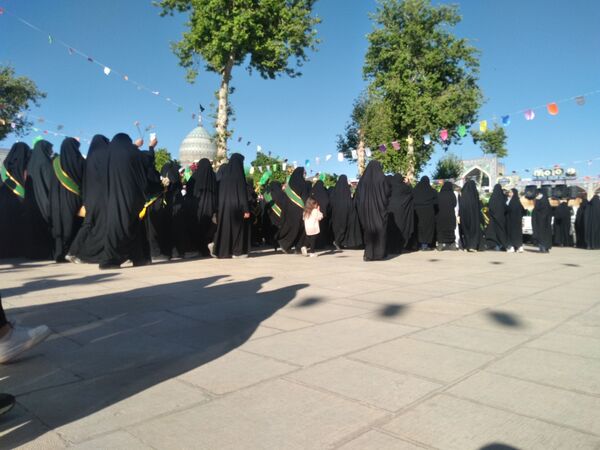 شادپیمایی و تجمع بزرگ دختران فاطمی در سومین حرم اهل بیت(ع)