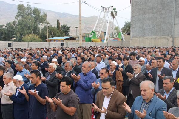 نماز عید فطر در پلدختر و معمولان