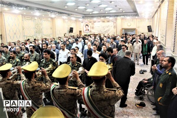 گلباران مزار شهدای حماسه آزادسازی خرمشهر در قم