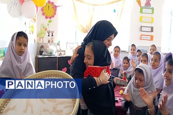 جشن سپاس معلم در مدرسه سید خلیل رضوی بار