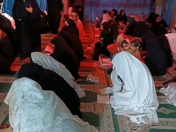 پیشتازان در صف اعتکاف