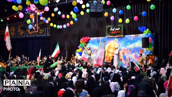 مناره‌ های میناب؛ برنامه ای به مناسبتِ میلادِ امام رضا (ع)