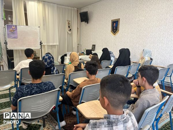 دورهمی صمیمانه بچه‌های پانا؛ روایت رفاقت، تجربه و همدلی در شهرستان خاتم