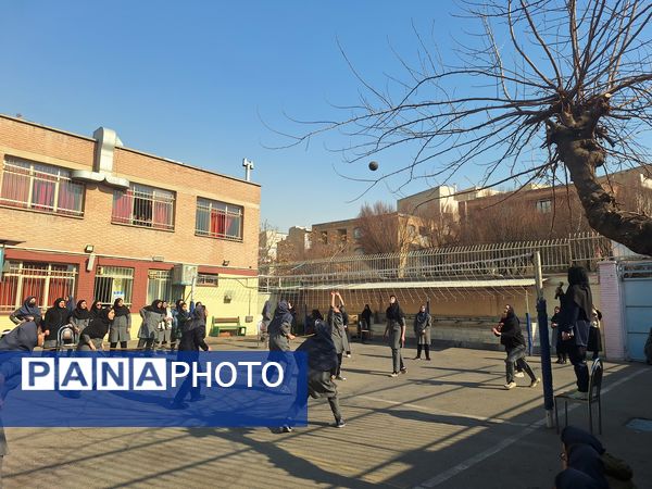 فجرانه ورزشی در دبیرستان حضرت ولی عصر (عج)