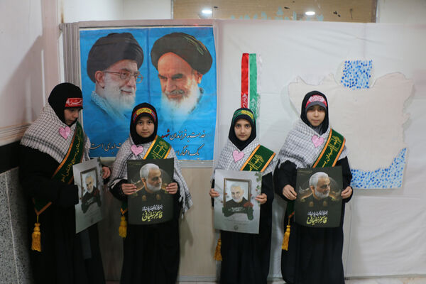 همایش دختران حاج قاسم 