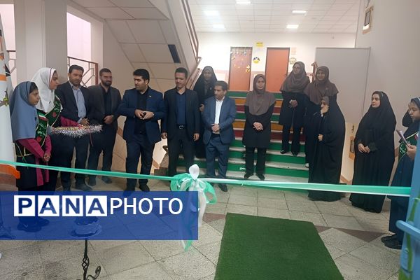 آیین افتتاحیه اتاق بازی و یادگیری در دبستان نیایش شهرستان قدس