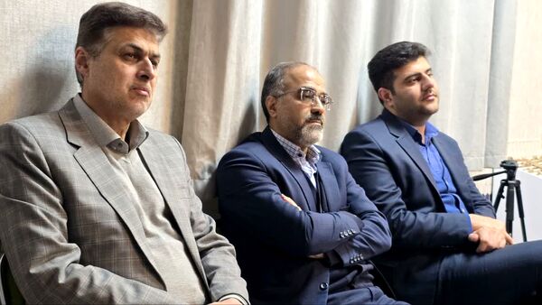 جلسه دوم هدایت تحصیلی ویژه پایه نهم دبیرستان دوره اول بعثت واحد۶ 