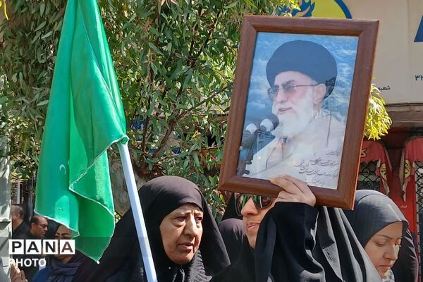 کبوتران عاشق به امام شهیدشان پیوستند
