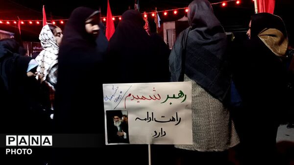 مردم بندرگز پای نظام‌ماندند