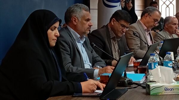 استاندار و مسئولان گوش شنوایی «سمن‌ها» شدند