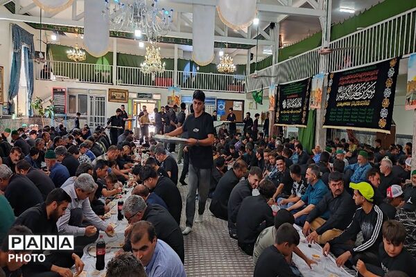 هئیت عزاداری مسجد جامع شهربار نیشابور در روز تاسوعای حسینی 