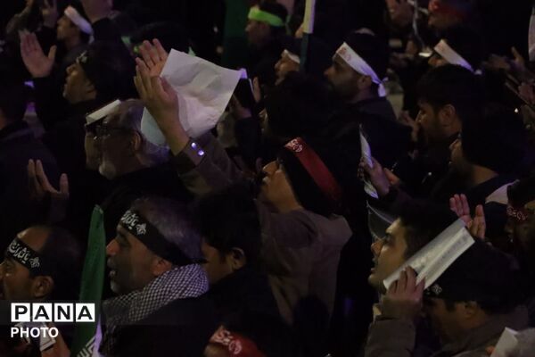 احیا در اولین شب قدر و هشتمین شب مراسم شهادت قائد امت آیت الله خامنه ای 