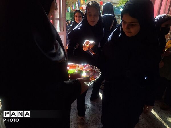 روز پرستار در مدرسه رحمانی فرد