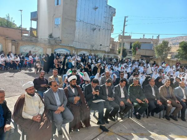 مراسم گرامیداشت هفته دفاع مقدس و آغاز سال تحصیلی جدید، در مدارس شهرستان چرداول 