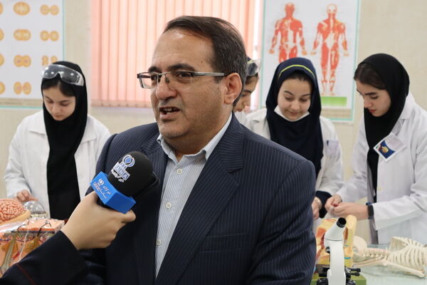 هدف از برگزاری جشنواره نوجوان خوارزمی، شناسایی و پرورش استعدادها است