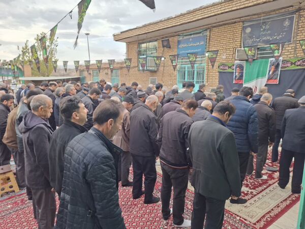 لحظات انس با خدا در نماز عید فطر شهر کهک