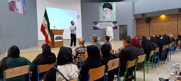  انجمن اولیا و مربیان دبیرستان شاهد ۱۲ خوانساری تشکیل شد