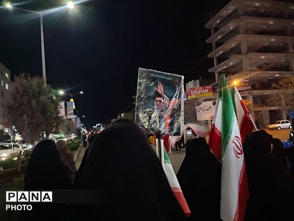 قاب پانا میزبان اجتماع پرشور مردمان ولایت مدار نیشابور در بلوار فضل