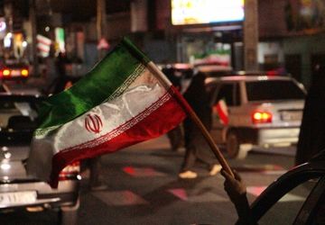 اعلام آمادگی دانش‌آموزان فرزانگان اسلامشهر با صدور بیانیه‌ برعلیه دشمن متخاصم