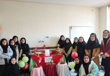 جشن یلدا در مدارس شهرستان هلیلان برگزار شد